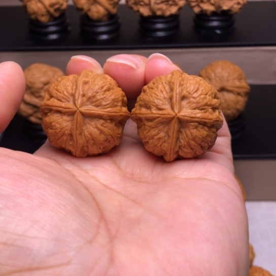 文玩核桃把件门墩四楞28