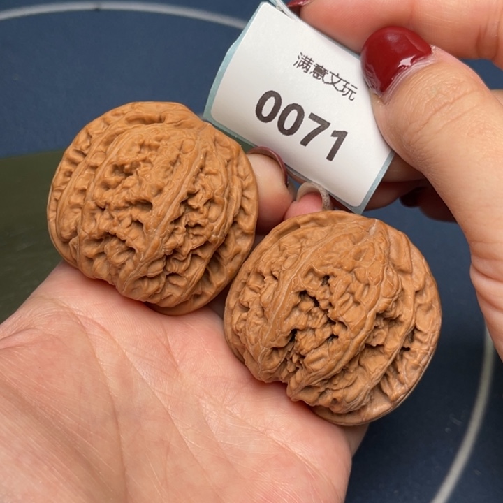 文玩核桃把件粗筋45