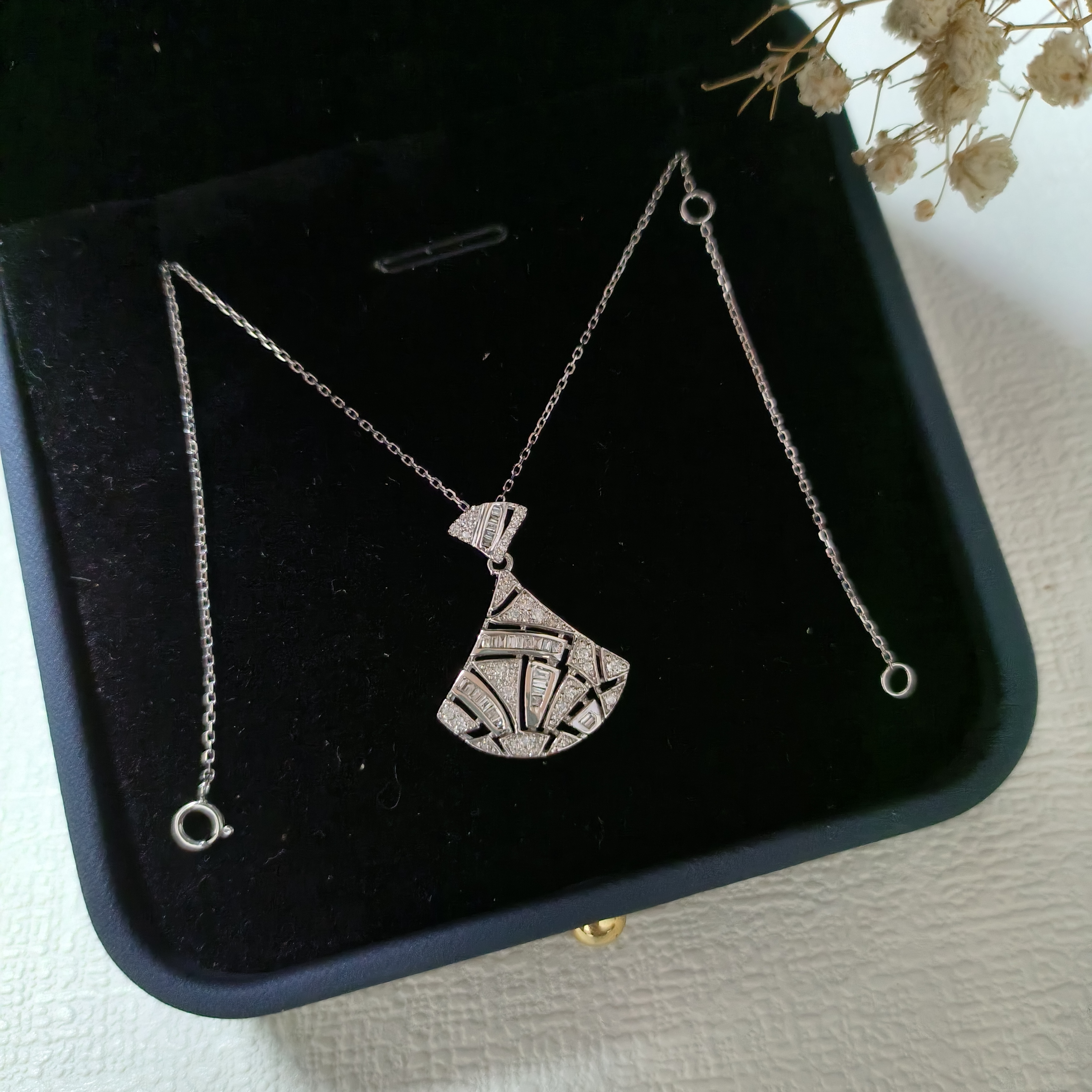 18k金白钻裙子项链天然钻镶嵌 闪亮轻奢百搭时尚项链 饰品 锁骨链