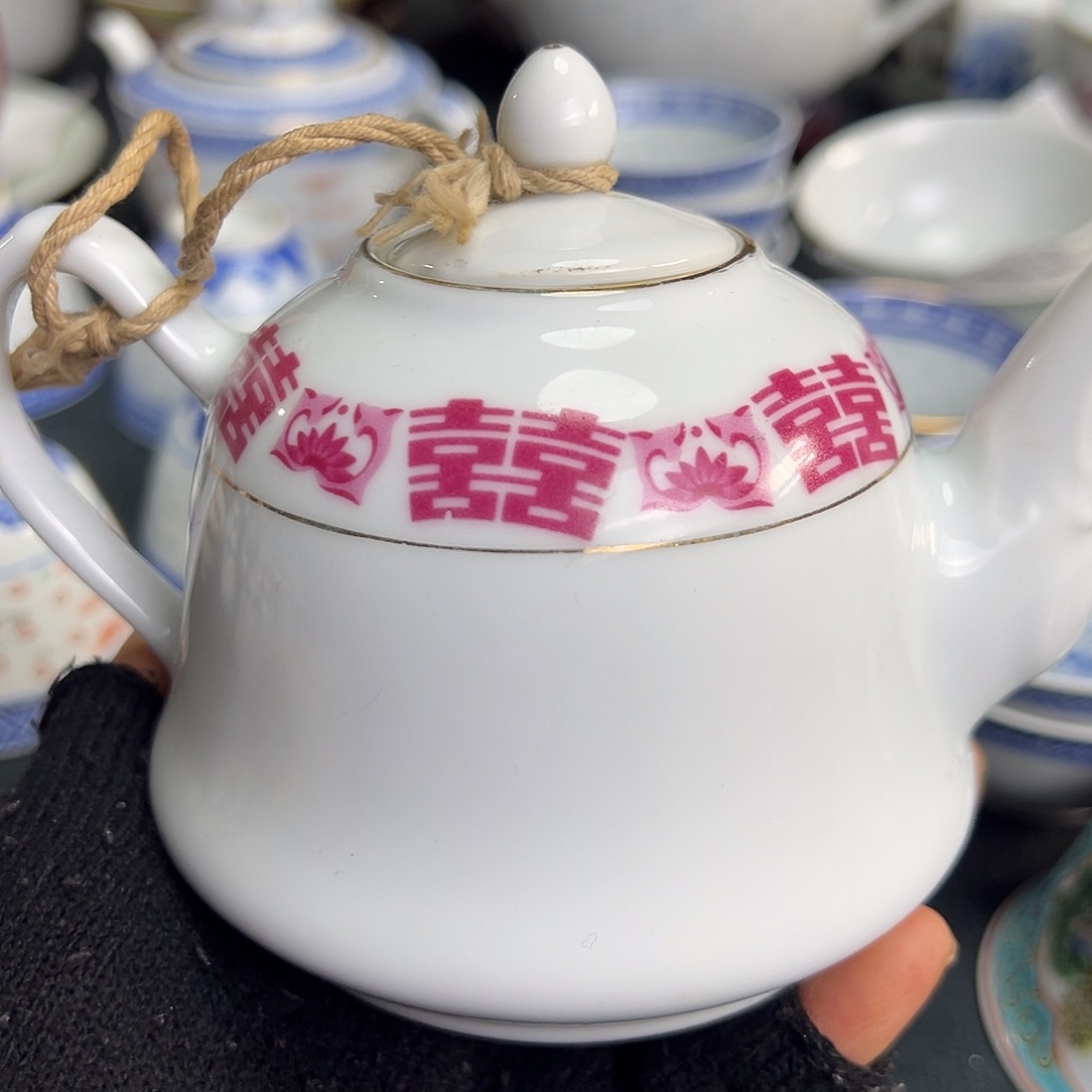 壶景德镇陶瓷小红花壶