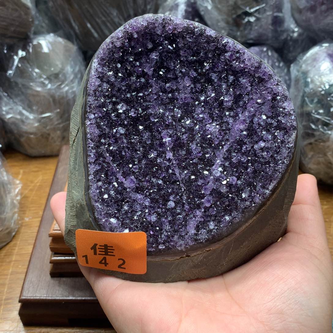 水晶大型摆件（非配饰）未镶嵌