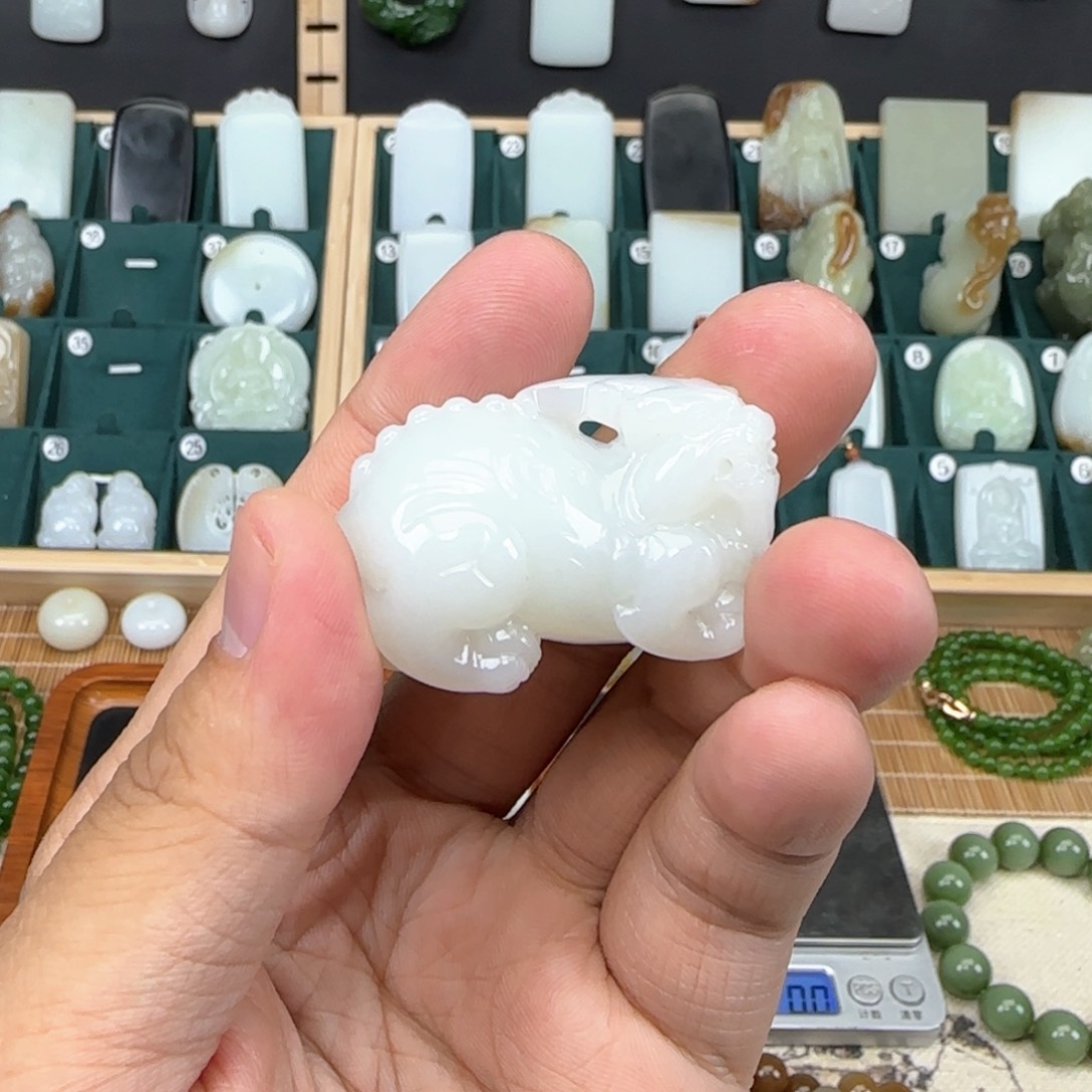 和田玉挂件未镶嵌