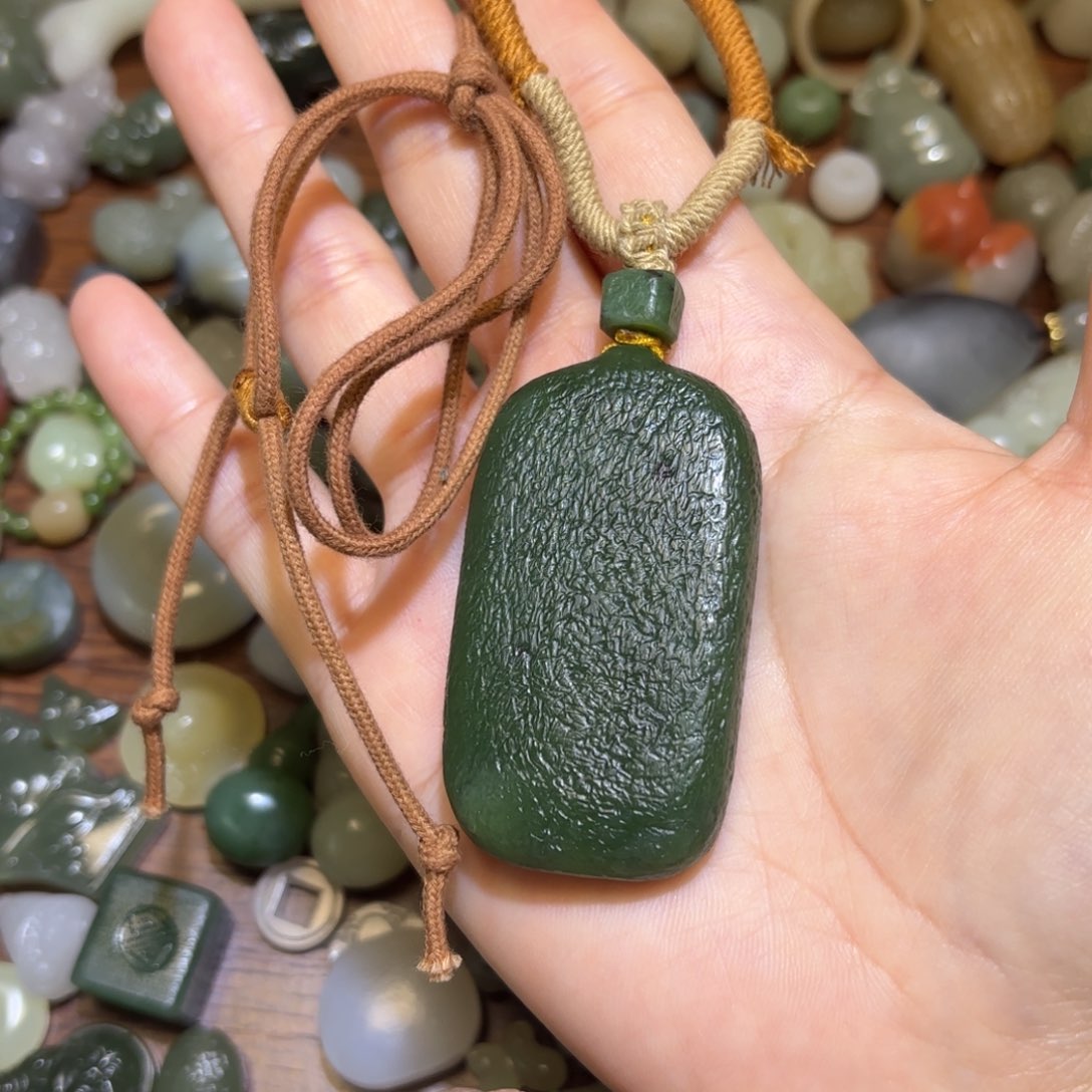 和田玉珠宝半成品未镶嵌