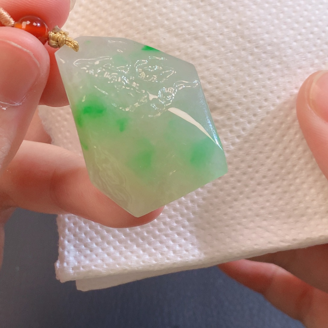 翡翠未镶嵌吊坠(不含链)