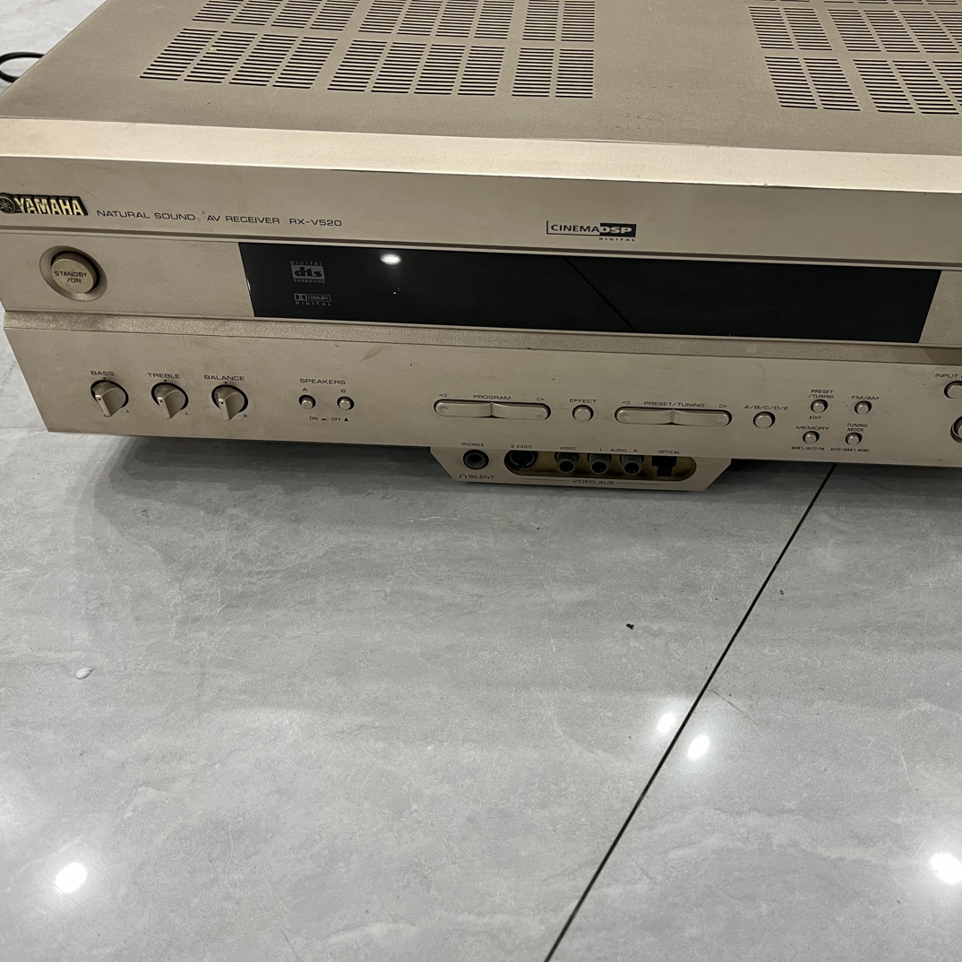 8新 Yamaha/雅马哈 二手雅马哈520功放机，运费自理，不支持无理由