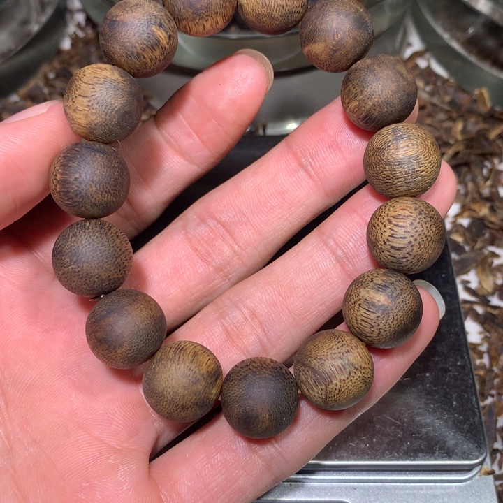 沉香手串绿棋手串