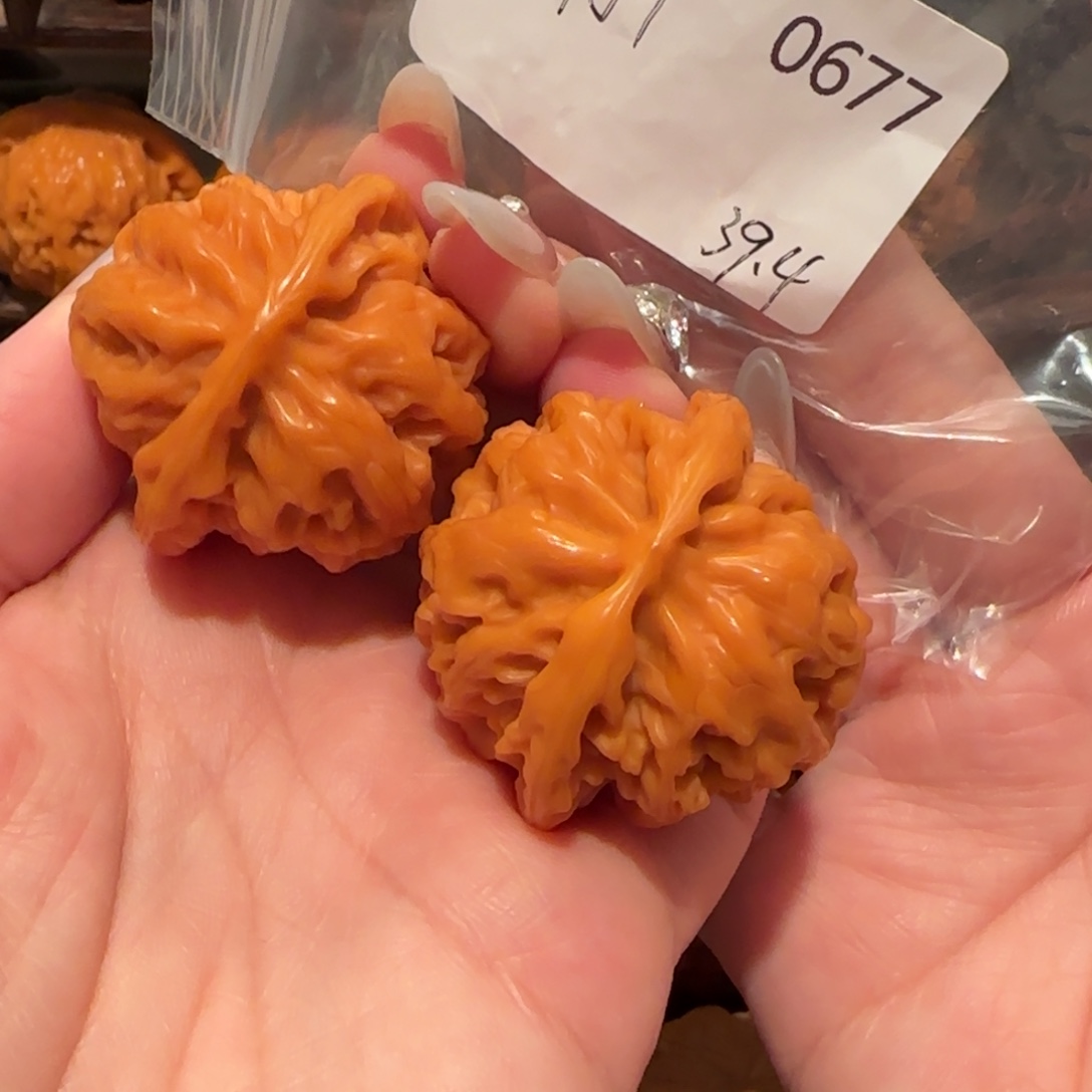 左***凉文玩核桃吊坠苹果园39精品