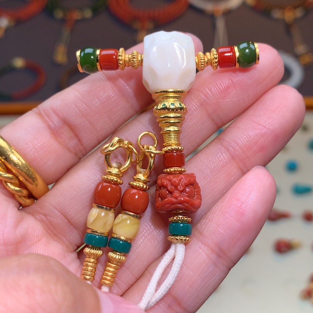 南红玛瑙未镶嵌颈饰