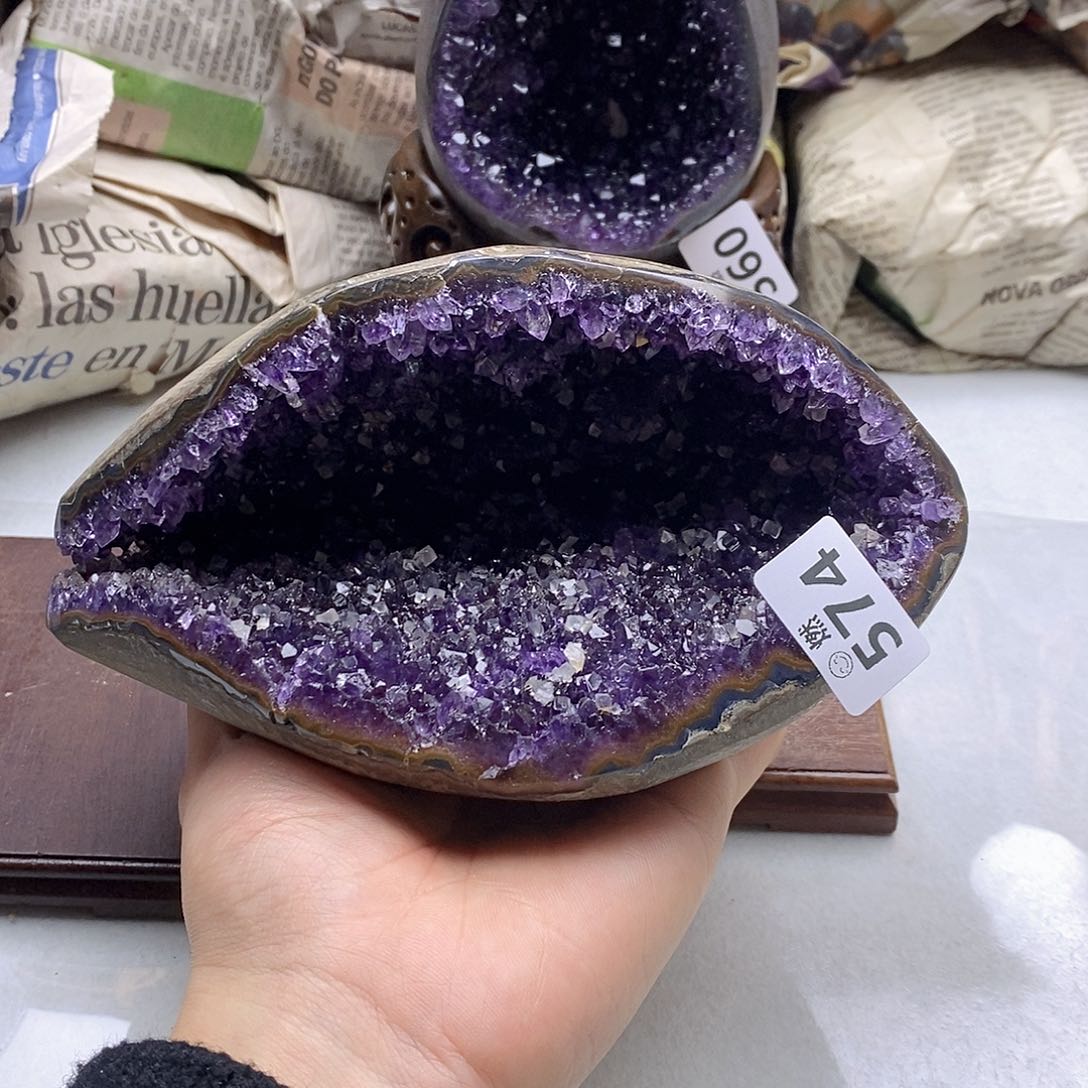 紫晶大型摆件（非配饰）未镶嵌