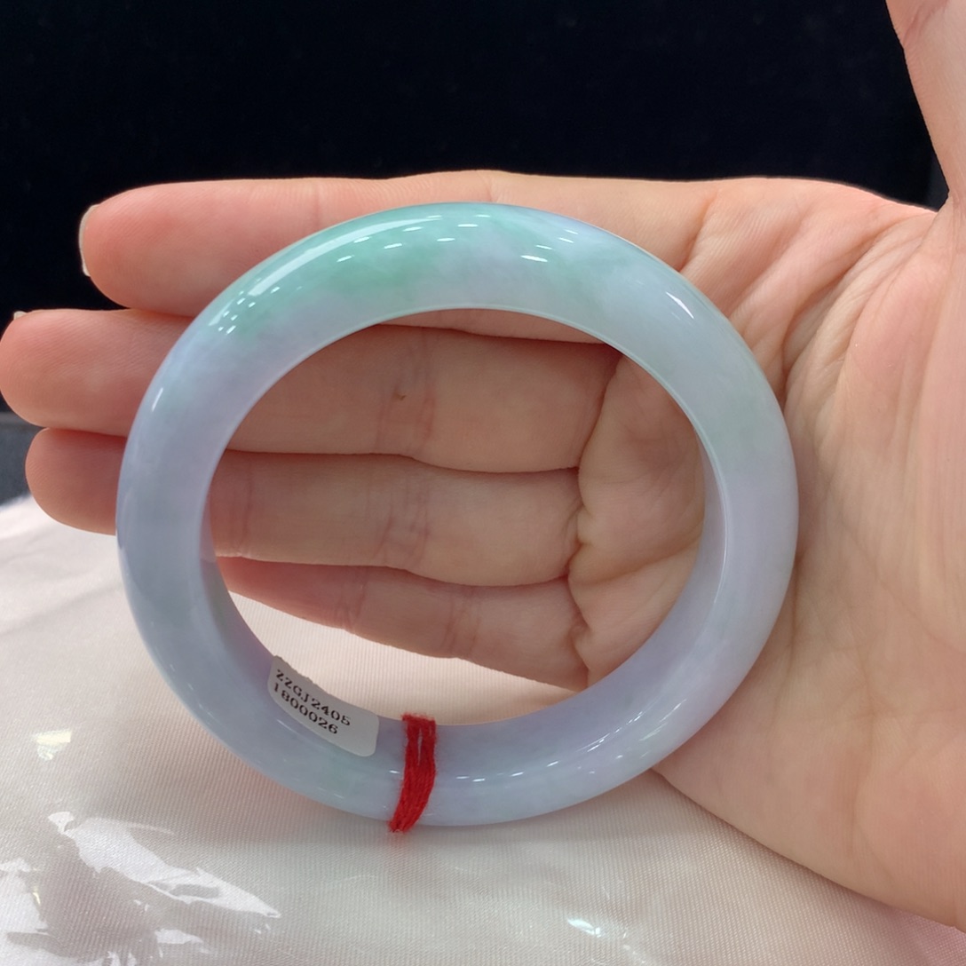 翡翠手镯未镶嵌缅甸A货翡翠 春彩55 56