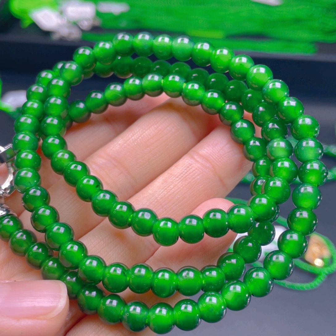 翡翠颈饰未镶嵌，1