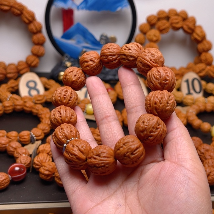 文玩核桃吊坠揭**点核桃手串