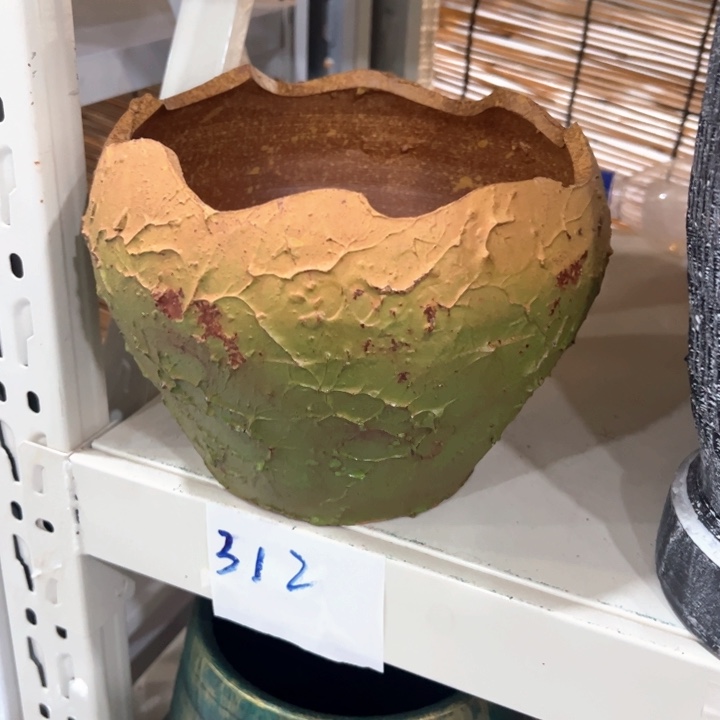 15.8-1微瑕高15口17小蛋壳黄绿