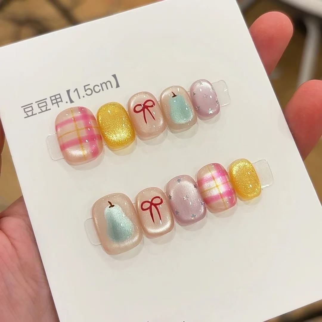 【冰糖雪梨】AB款 纯手绘小鸭梨 格纹清透玻璃珠 多巴胺手工穿戴甲