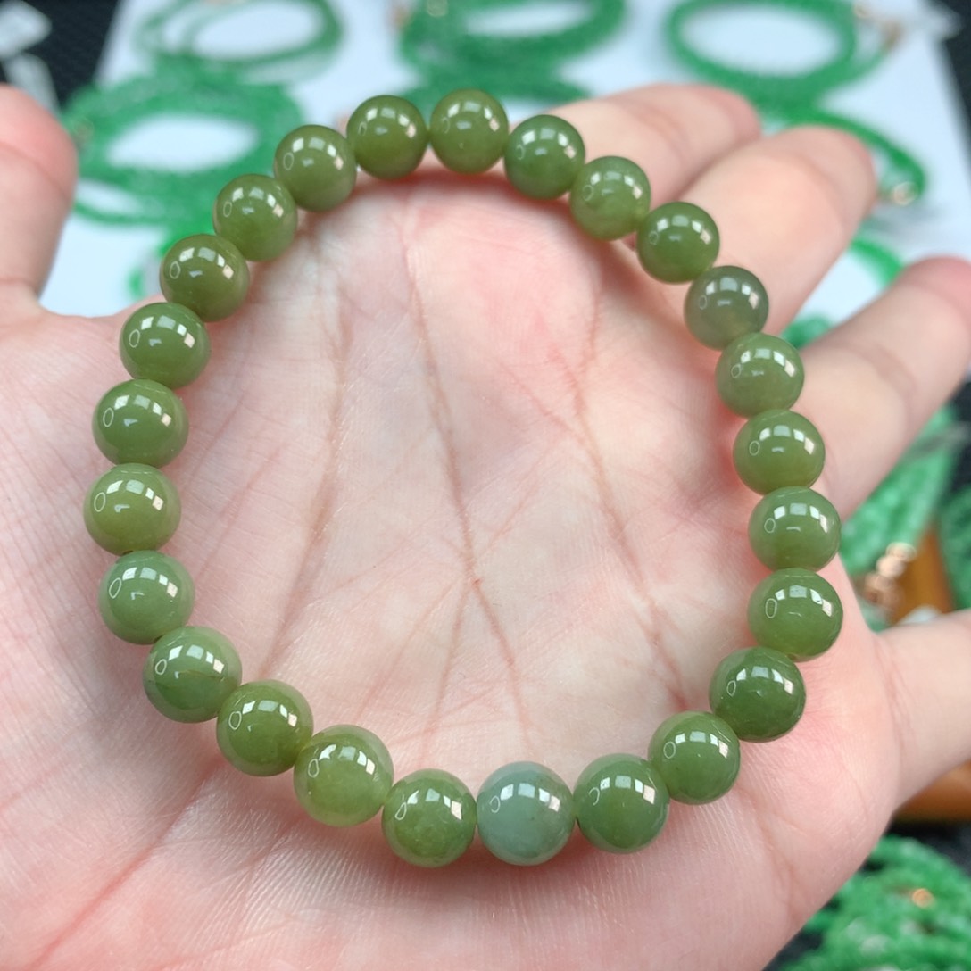 翡翠手链未镶嵌翡翠