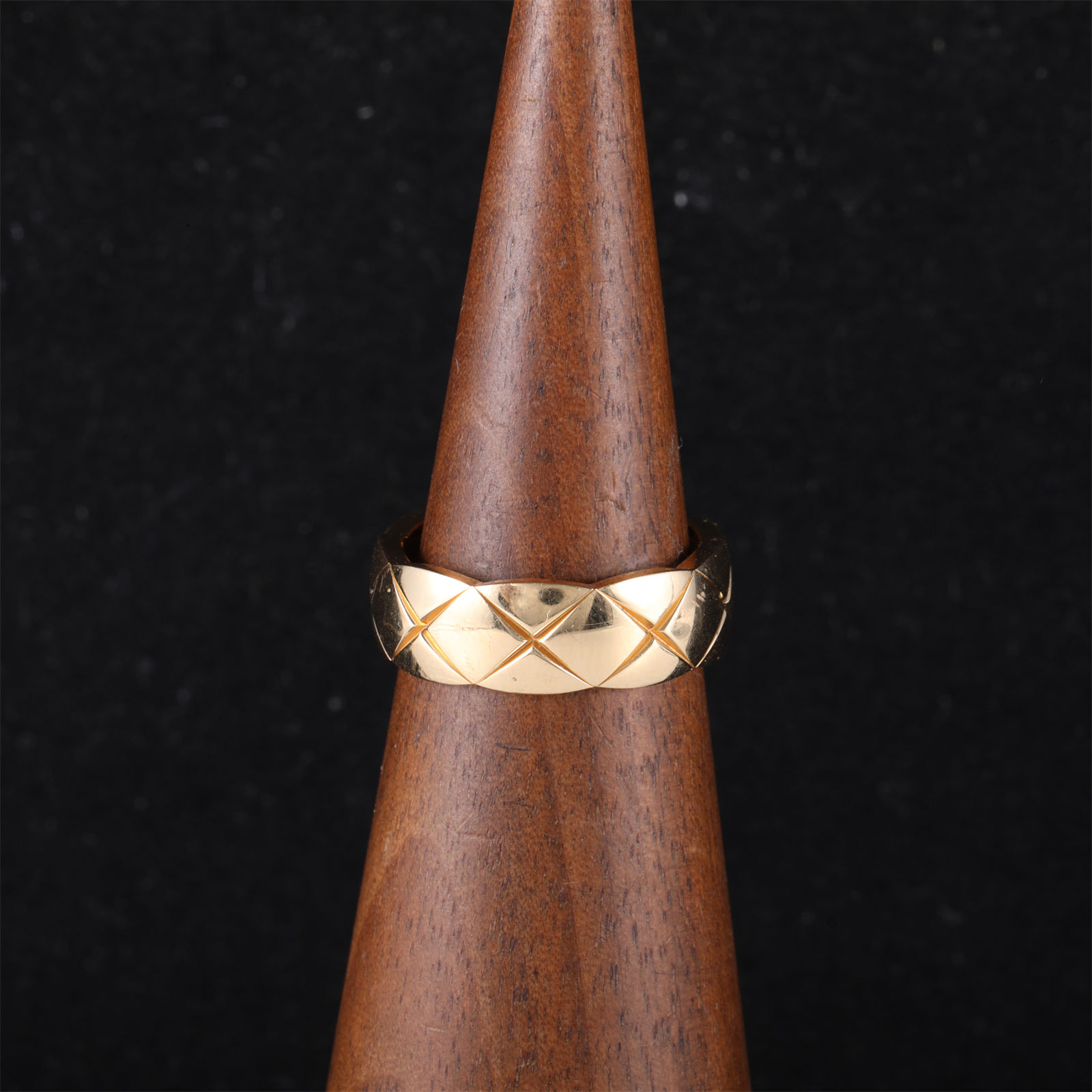 99新 Chanel/香奈儿 小花6欢 Coco Crush 宽版 18K金 菱格戒指 53