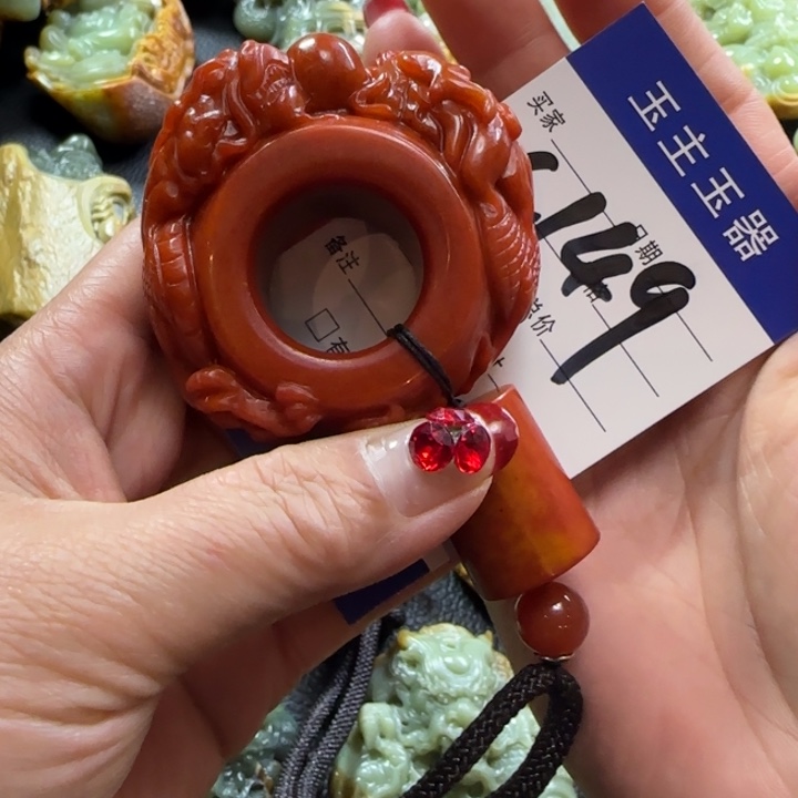 透闪石质玉手把未镶嵌