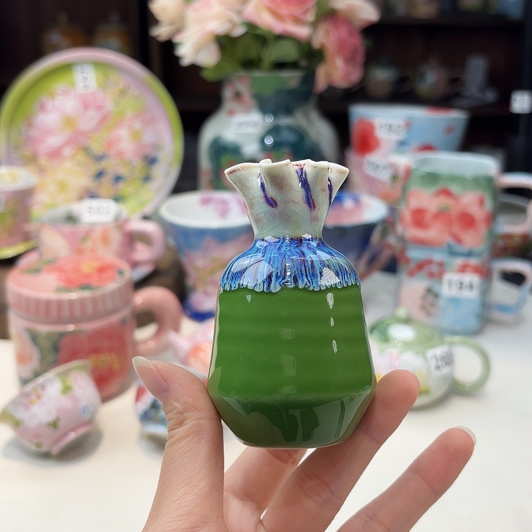 瓷片兔兔好可爱啊
