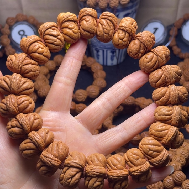 A***人吊坠桃核秦岭桃核手持