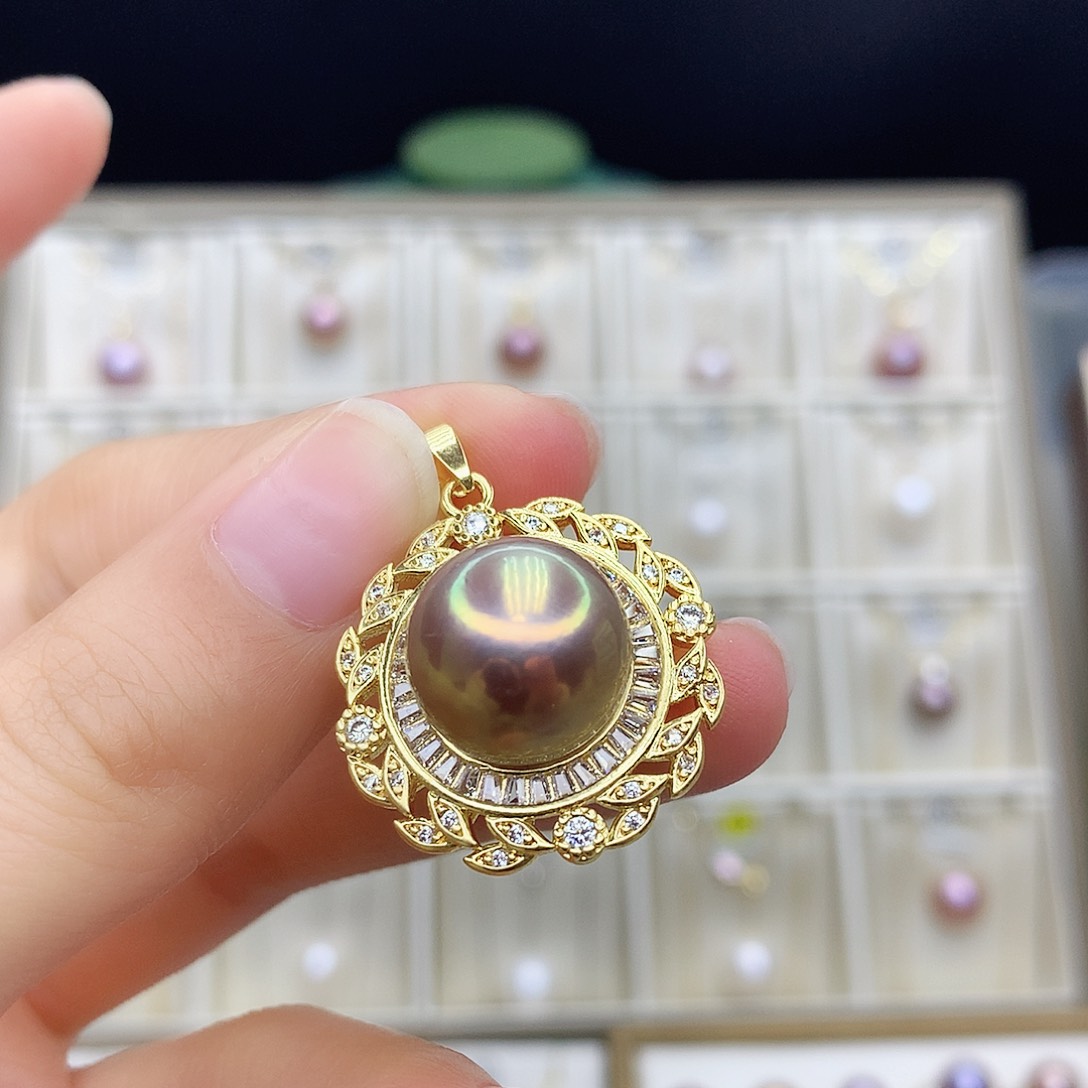 淡水珍珠颈饰合金