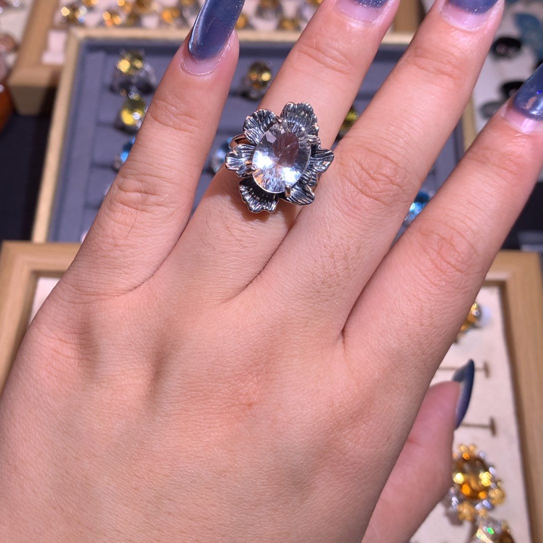 【闪购商品】水晶戒指银S925镶嵌灵**吻