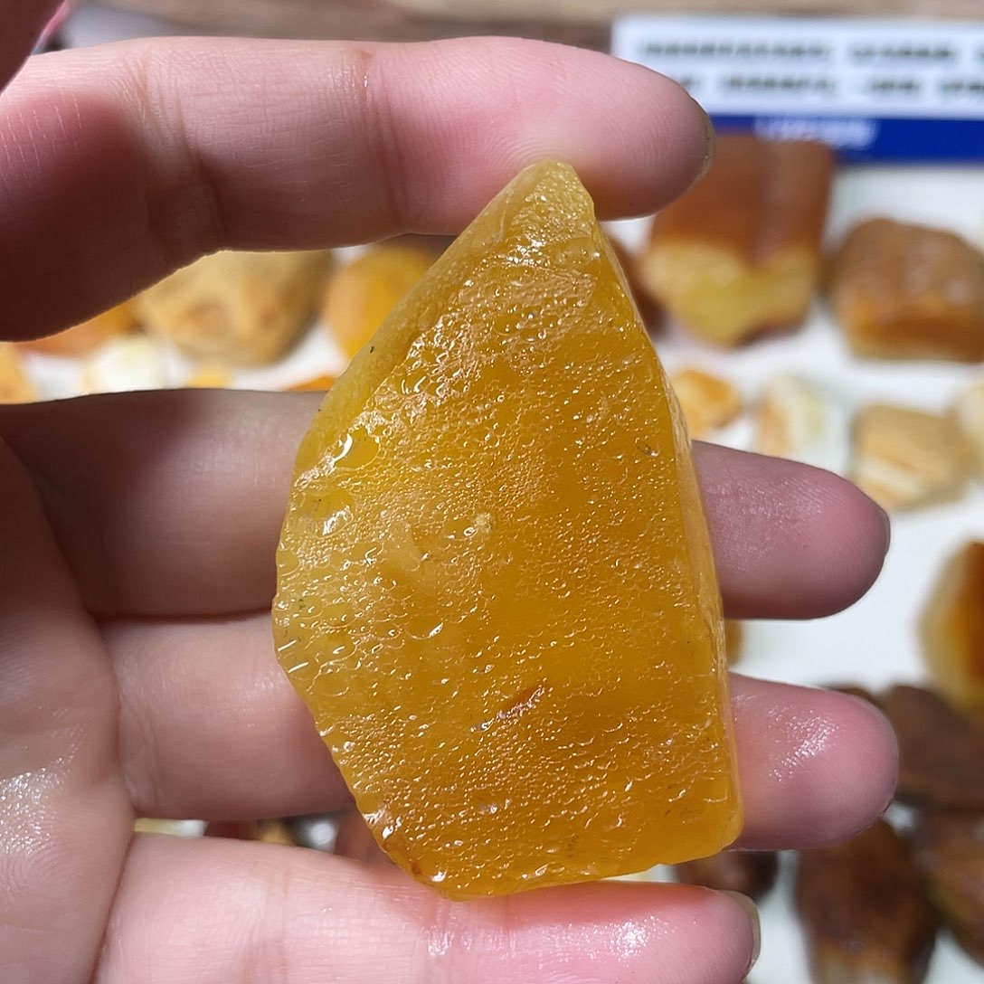 定制琥珀未镶嵌原矿琥珀