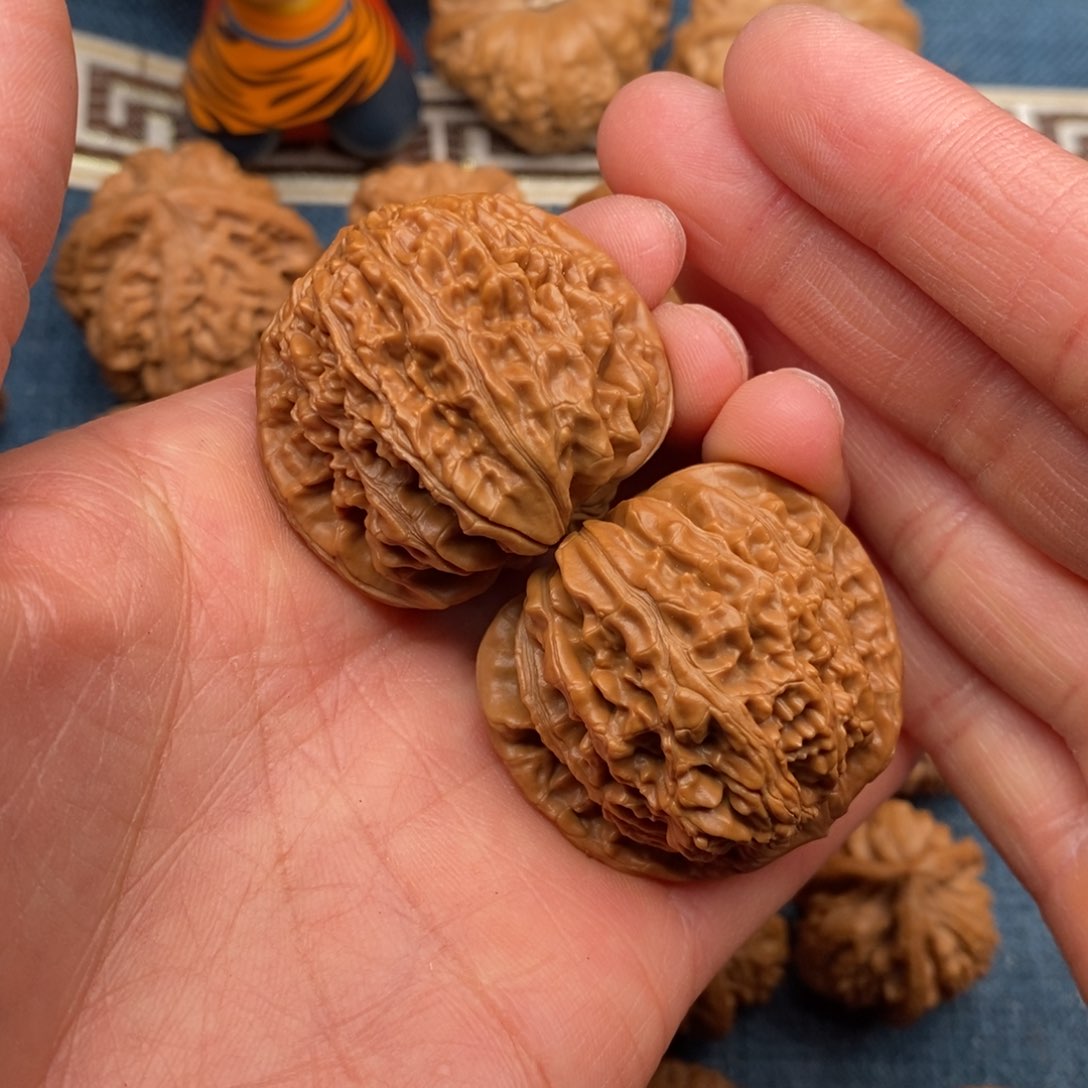 文玩核桃把件38平谷楼