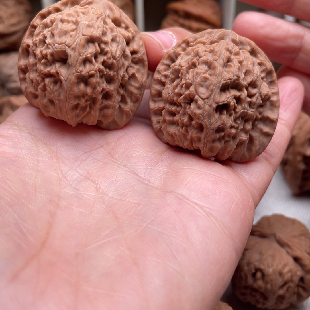 元***意文玩核桃吊坠38全品白狮子