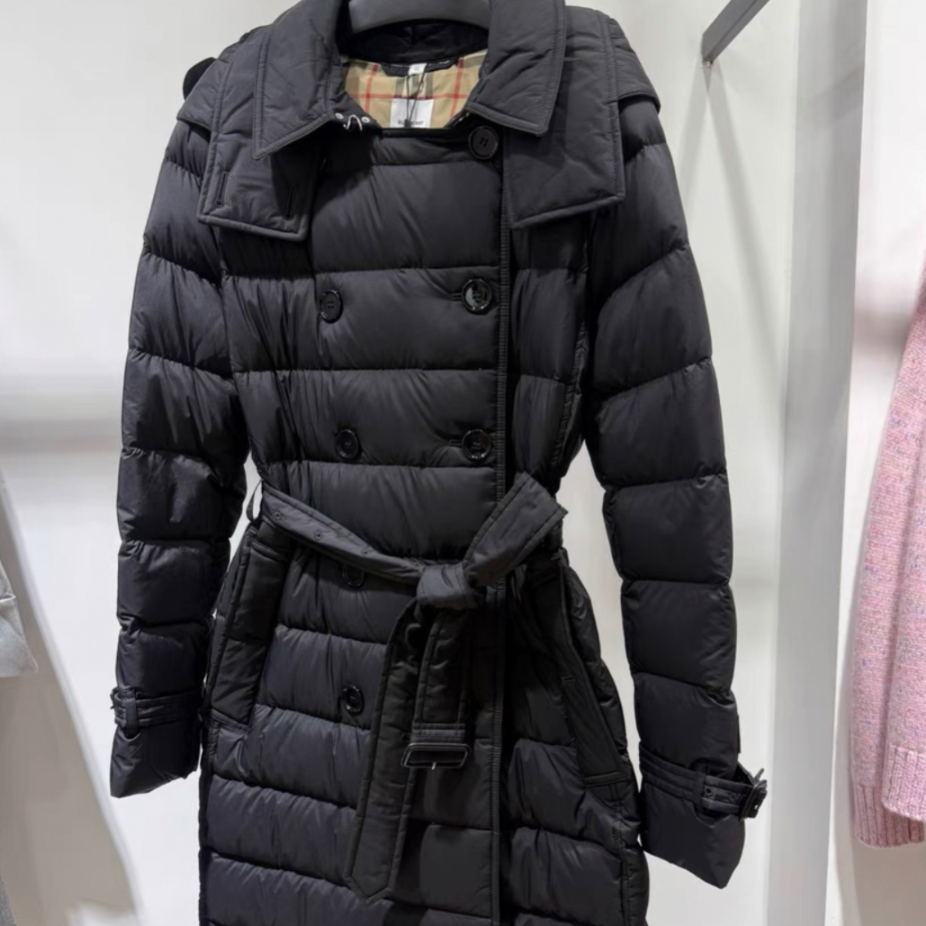 99新 BURBERRY/博柏利 黑色长款羽绒服/M码/B01843