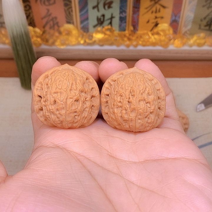 文玩核桃把件龙珠全品精对