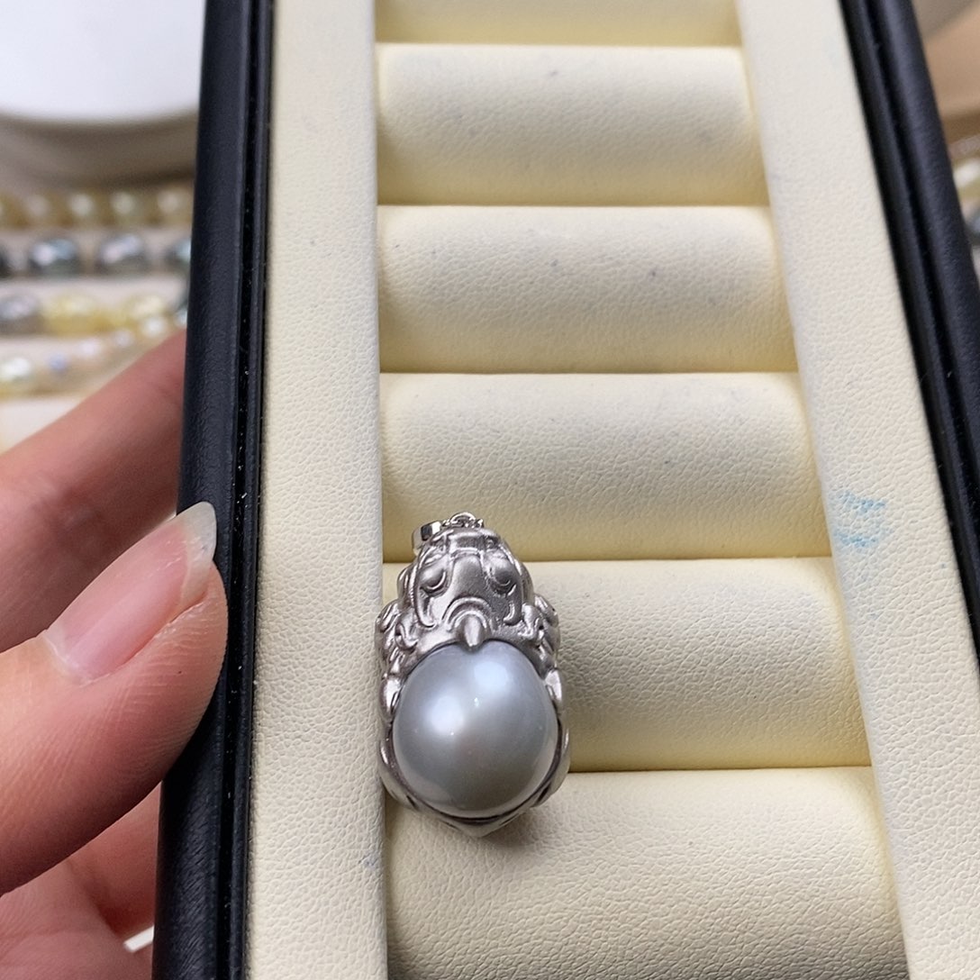 海水珍珠颈饰银S925镶嵌