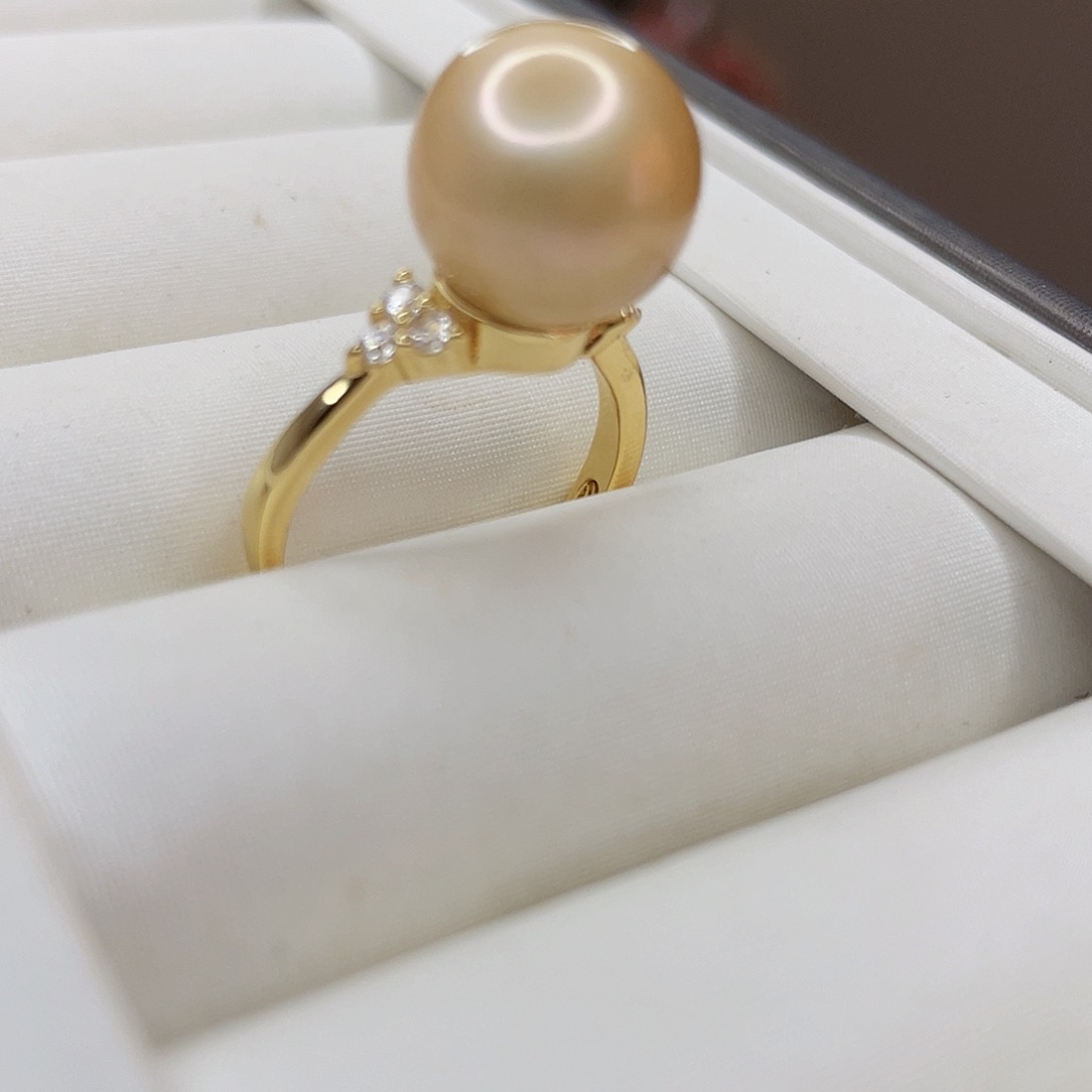 淡水珍珠颈饰合金