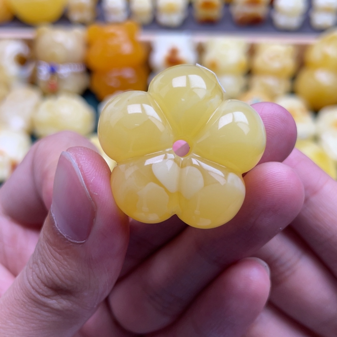 琥珀未镶嵌裸石蜜蜡