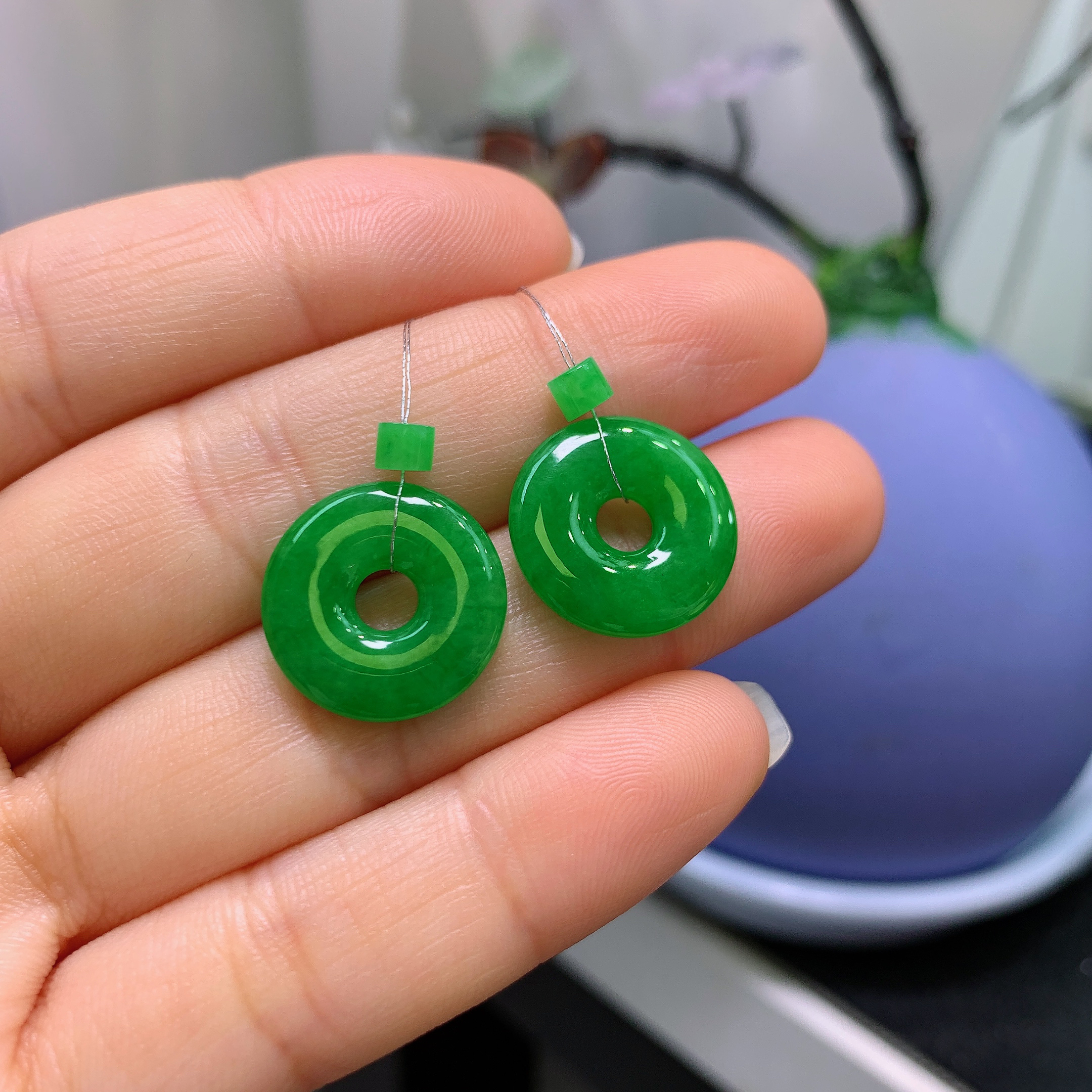 缅甸天然翡翠A货冰正阳绿甜甜圈一对A1059#