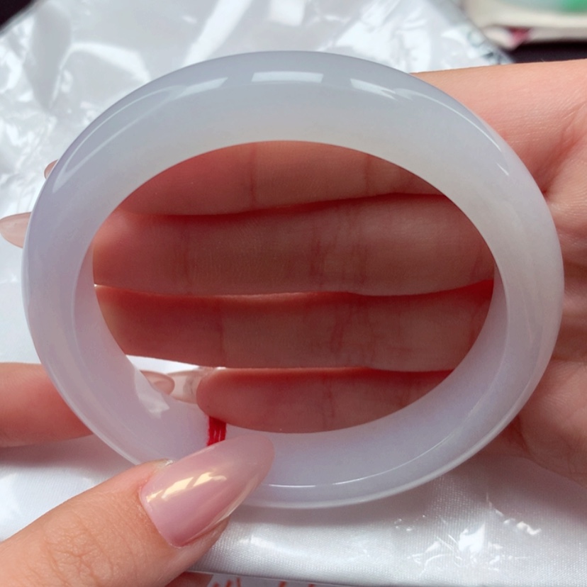 【闪购商品】翡翠手镯未镶嵌60圈