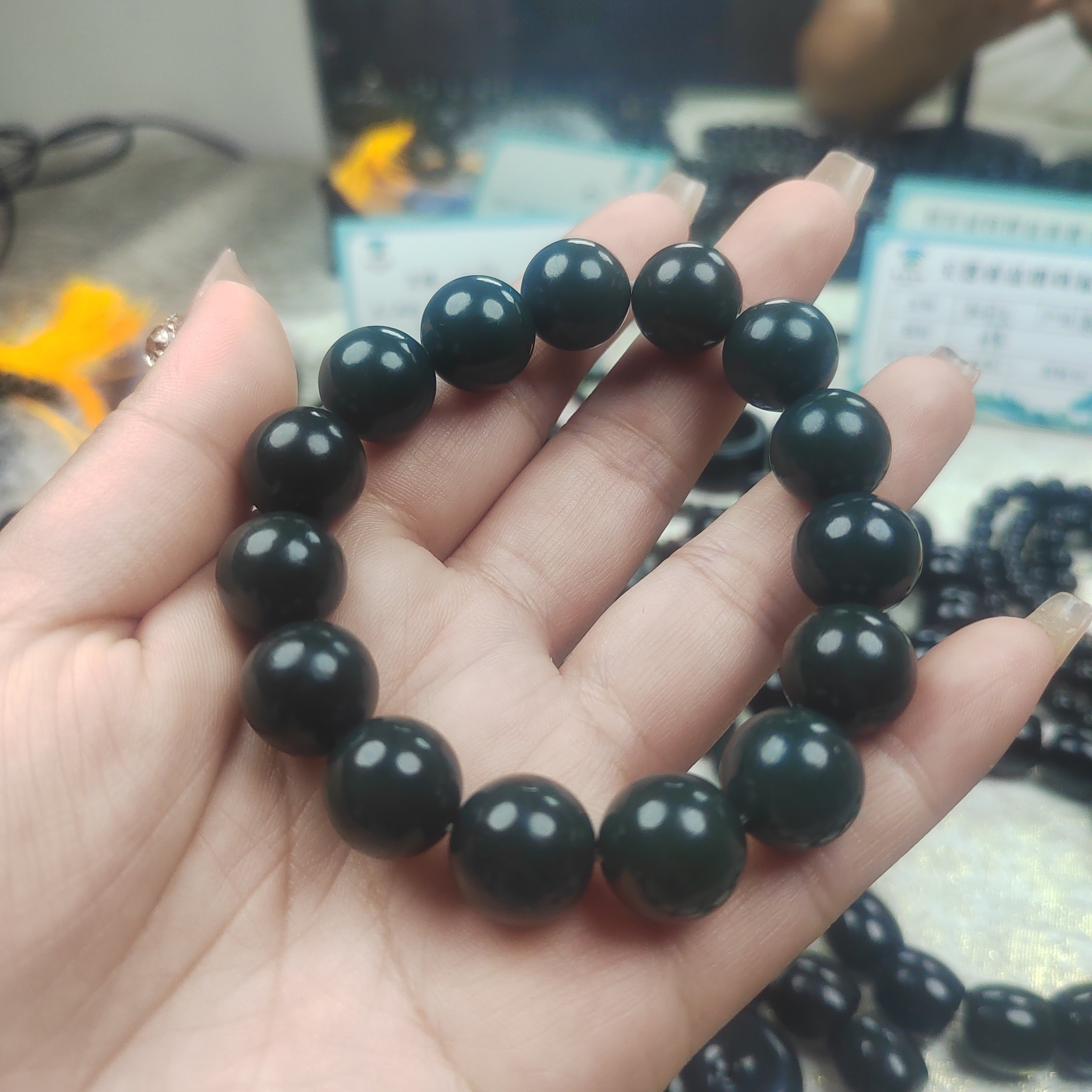 和田玉黑青圆珠卡14