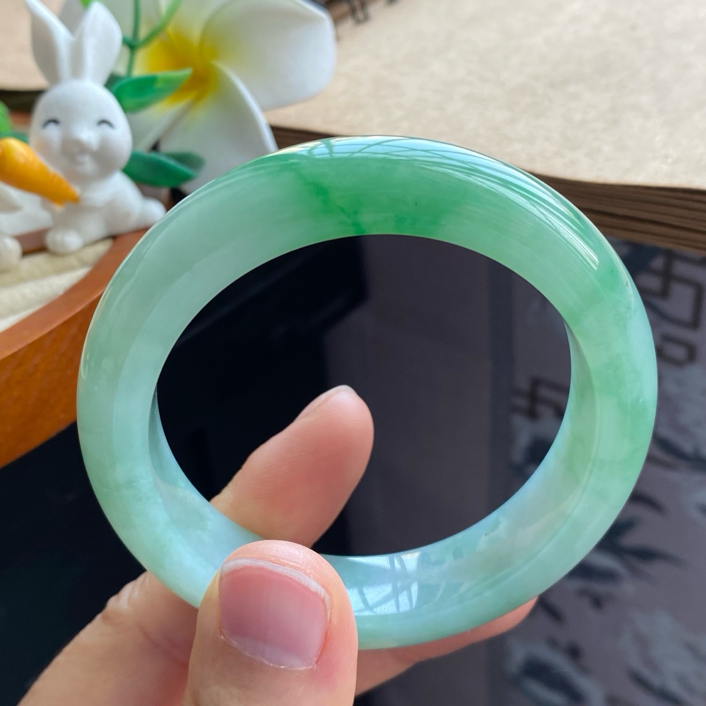 02.29批正圈飘翠绿色1226号52.1-12.9-8.7天然翡翠