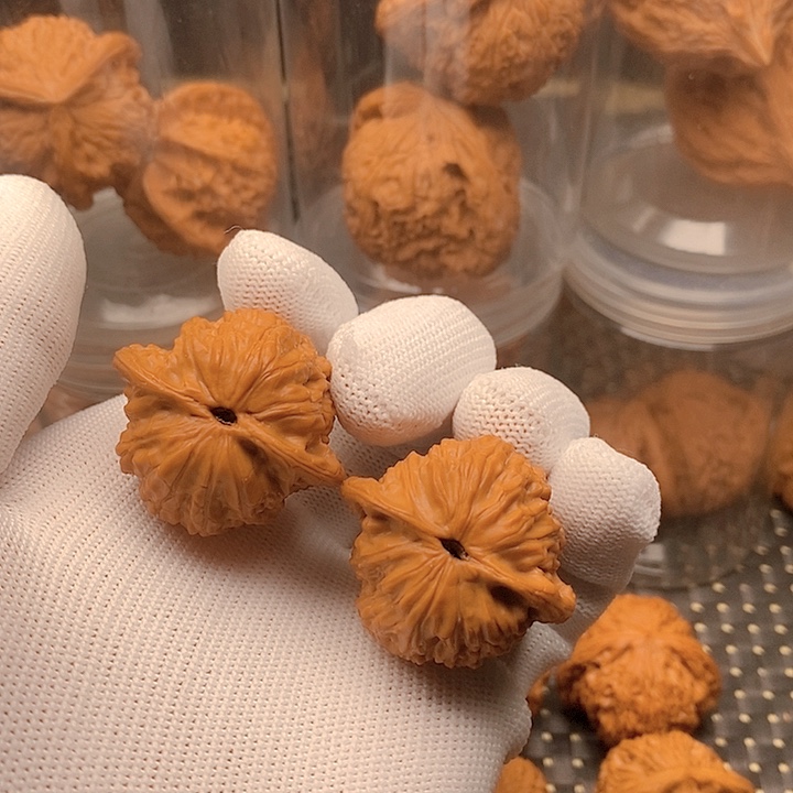 文玩核桃吊坠公子帽