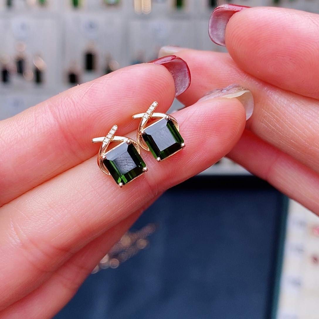 碧玺耳钉绿色18K金镶嵌