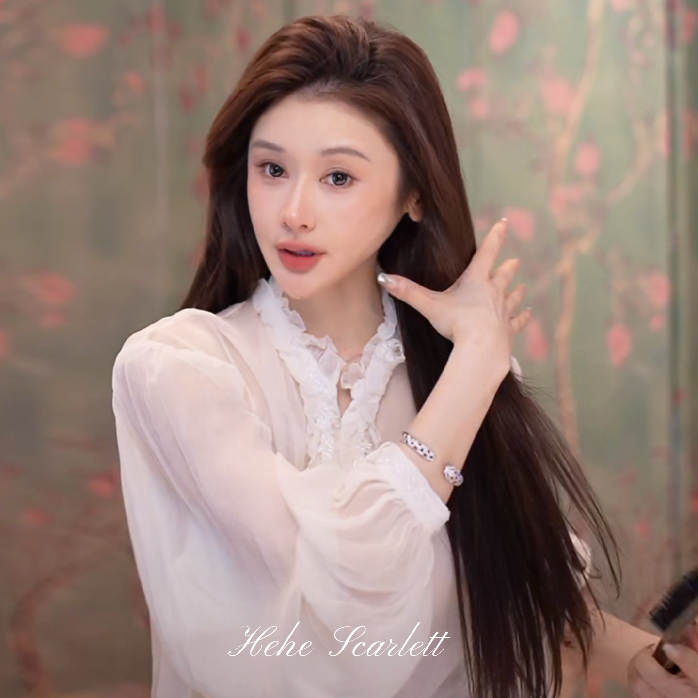 你的呵呵scarlett｜珠绣木耳边衬衫 法式气质氛围感廓形上衣