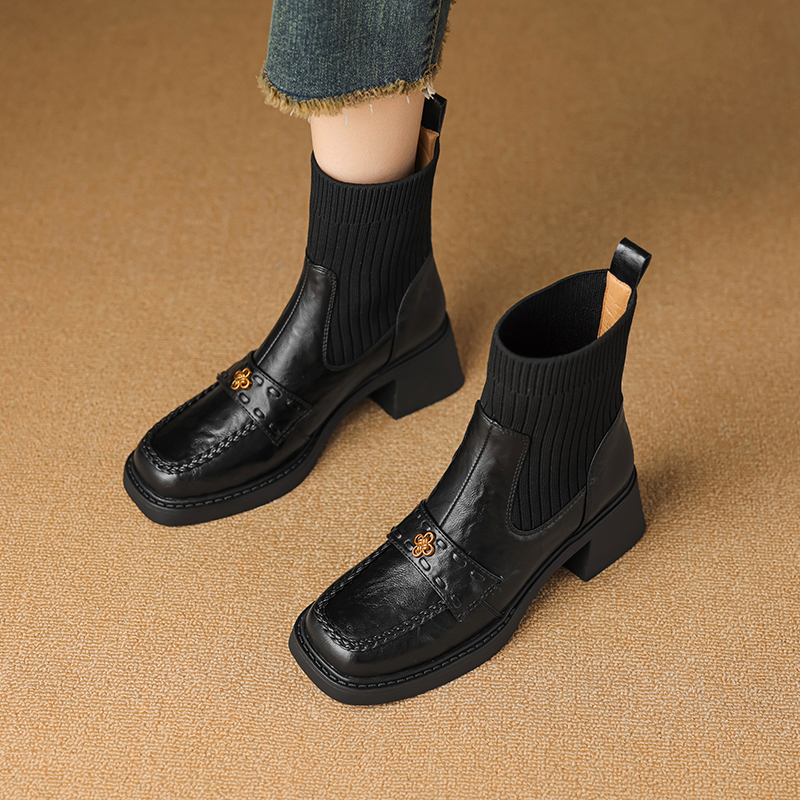 靴子网红爆款2025秋冬小香风四叶草方头厚底针织百搭瘦瘦靴626