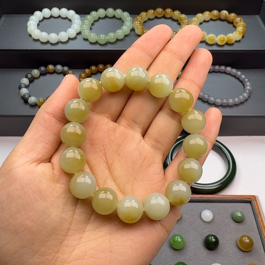 和田玉手串未镶嵌