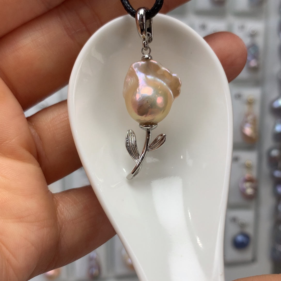 未镶嵌淡水珍珠颈饰