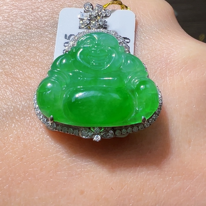 翡翠挂件18K金镶嵌翡翠