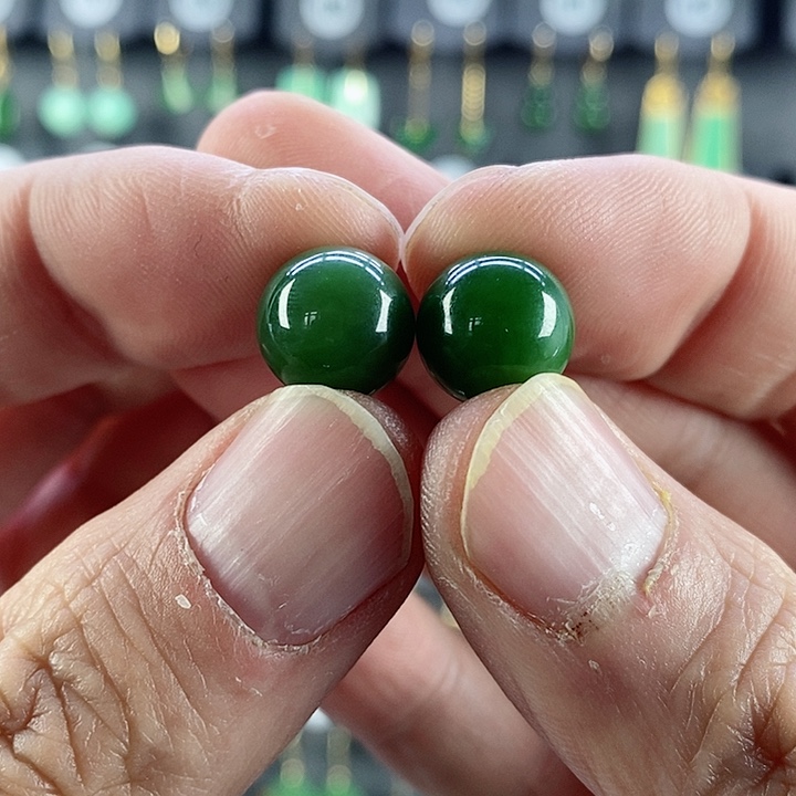 和田玉未镶嵌珠宝半成品