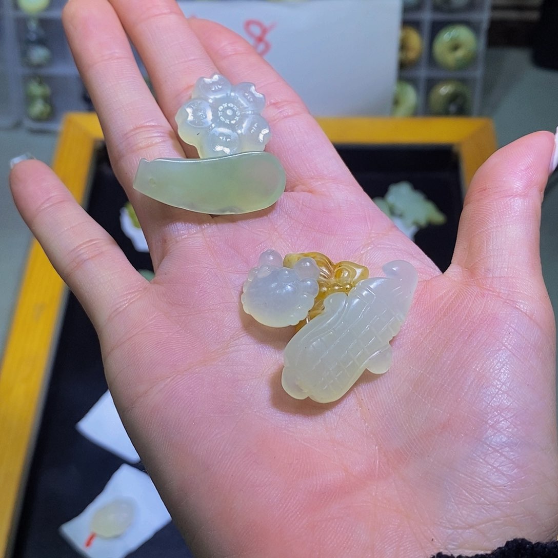 未镶嵌蛇纹石玉其他40