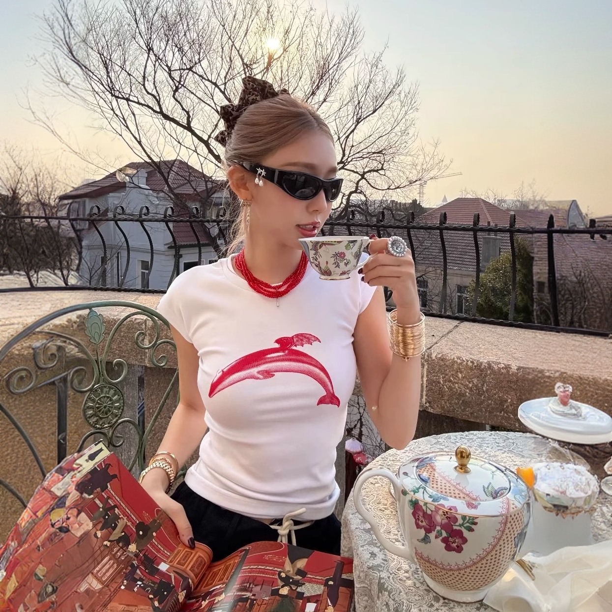 jennie金珍妮同款 红色海豚印花修身显瘦辣妹圆领短袖T恤复古上衣