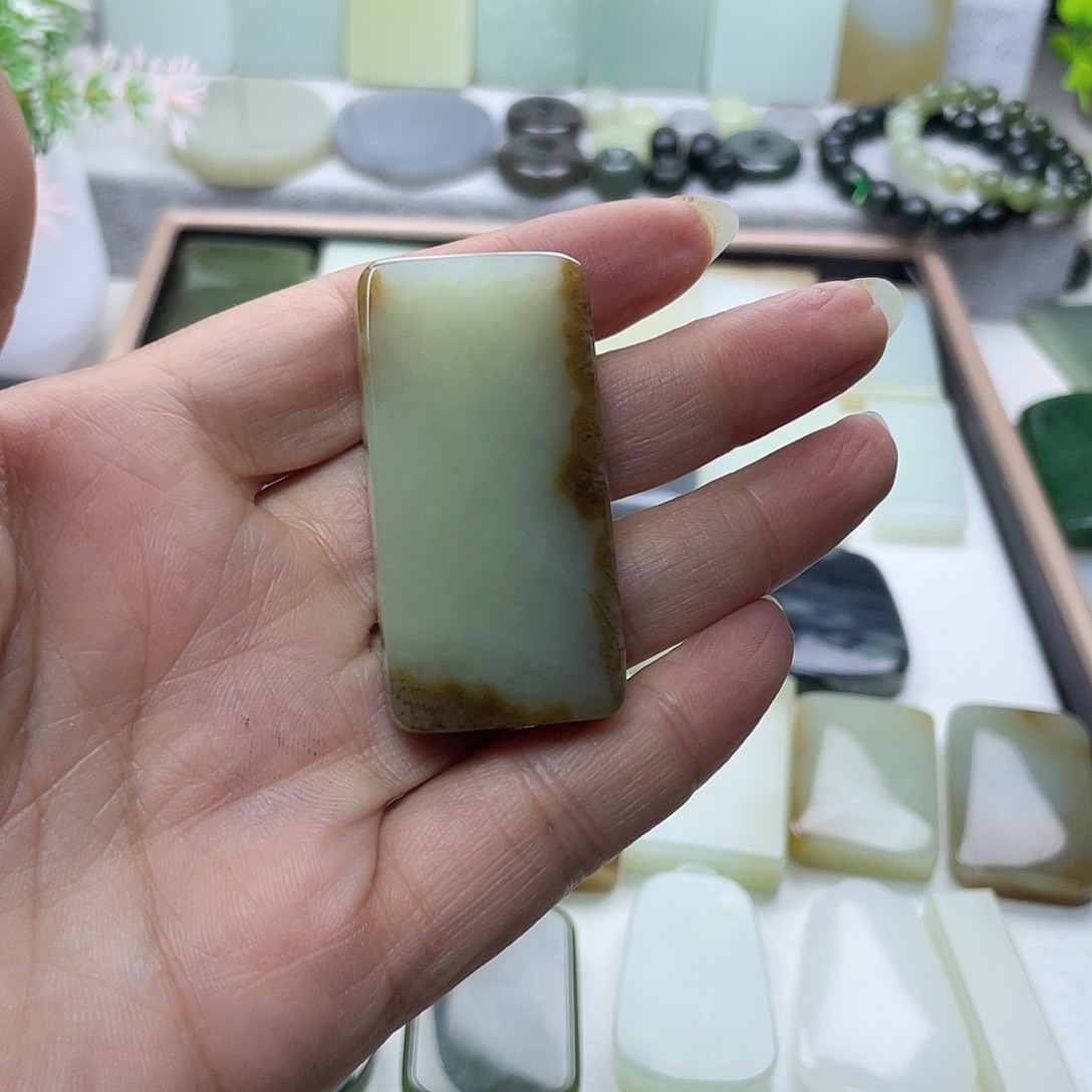 和田玉未镶嵌颈饰编****9