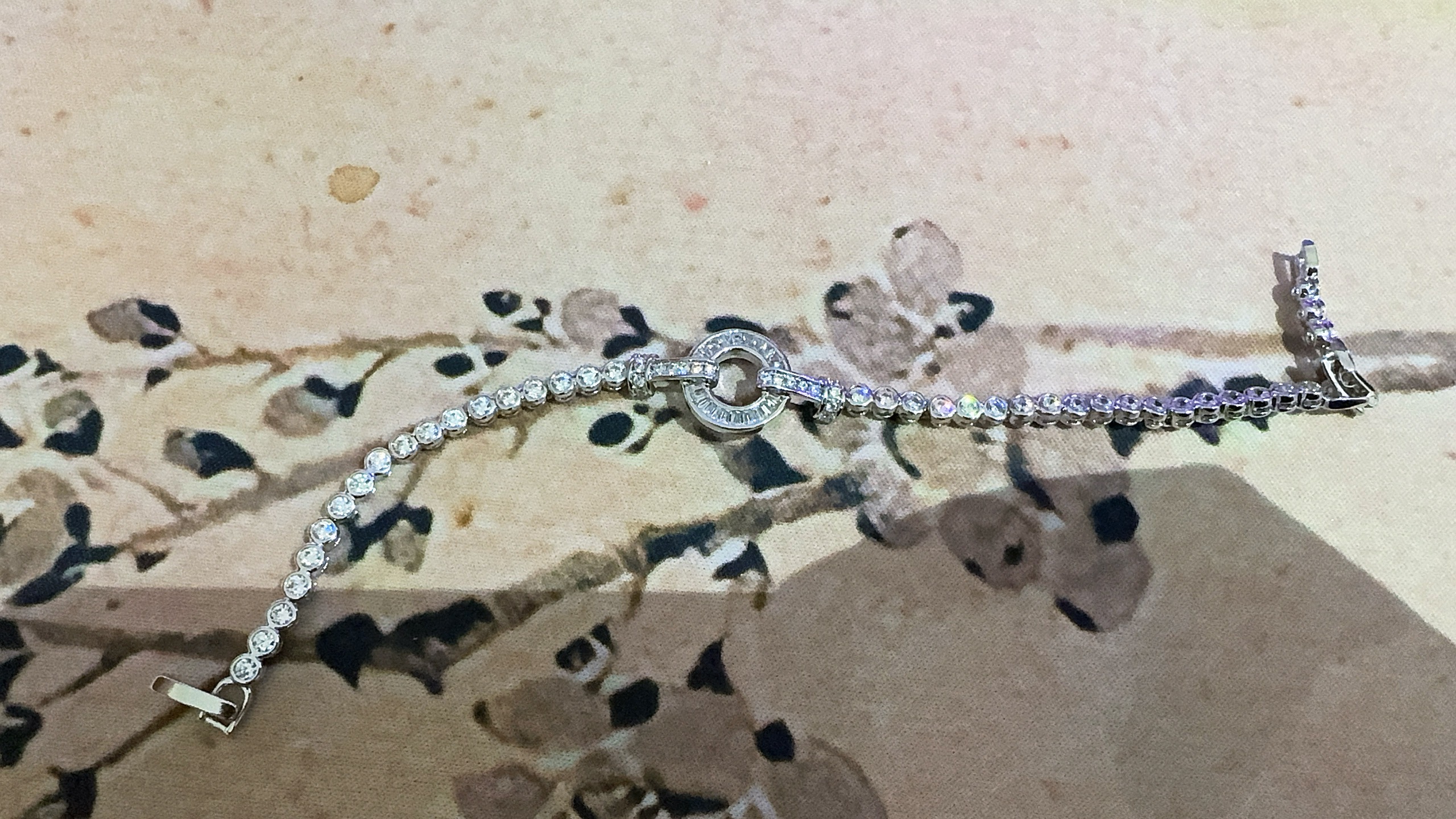 [南非甄选】 NFZX 高端定制 LC-584 环环相扣白色手链