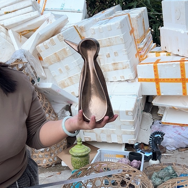 瓶高度28厘米宽度12厘米微瑕捡漏